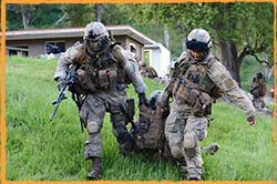 1RNZIR infantry evacuate a simulated casualty during exercise training during Southern Katipo 13