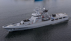 Royal Australian Navy, Project Sea 1180, HMAS Arafura, HMAS Eyre, EEZ patrol, 